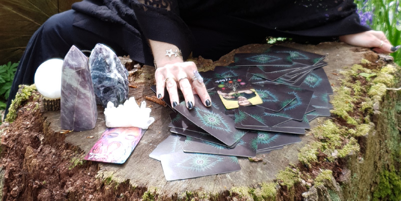 Tarot on the Stump